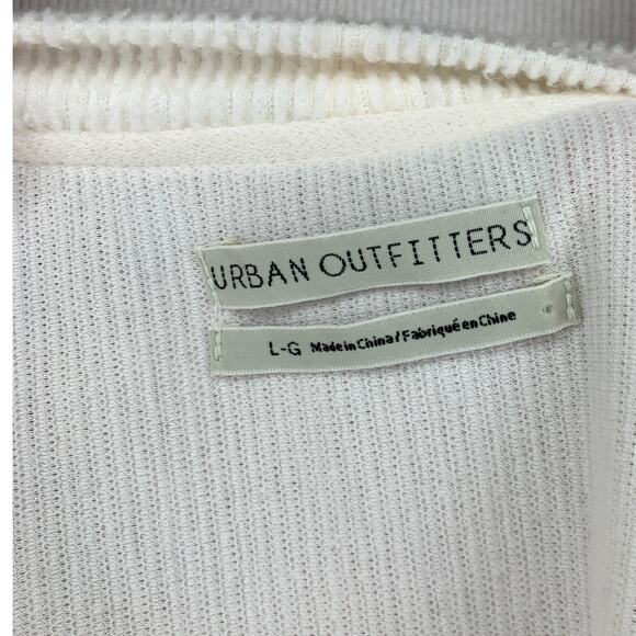 Urban Outfitters Cream Cropped Ribbed Cardigan Shirt Top Large - Picture 4 of 4